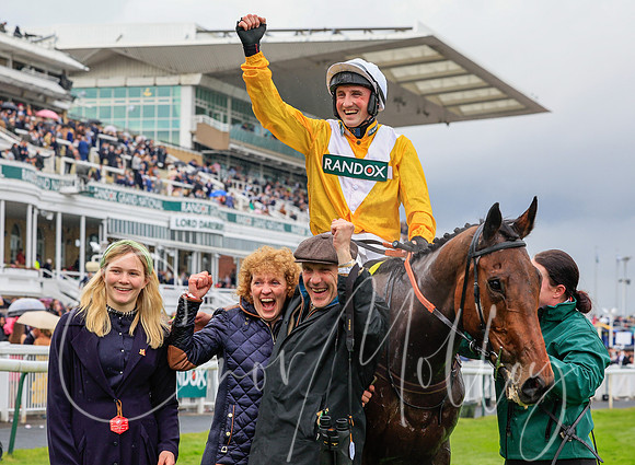 Steve Mulqueen wins at Aintree 2023.