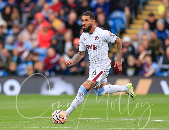 Douglas Luiz