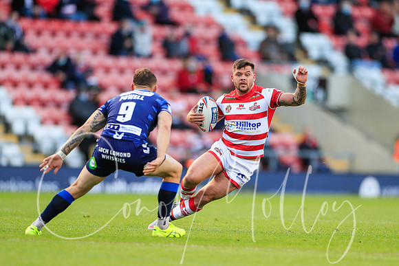 Liam Hood in action for Leigh Centurions