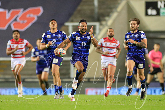 Bevan French runs clear for Wigan Warriors