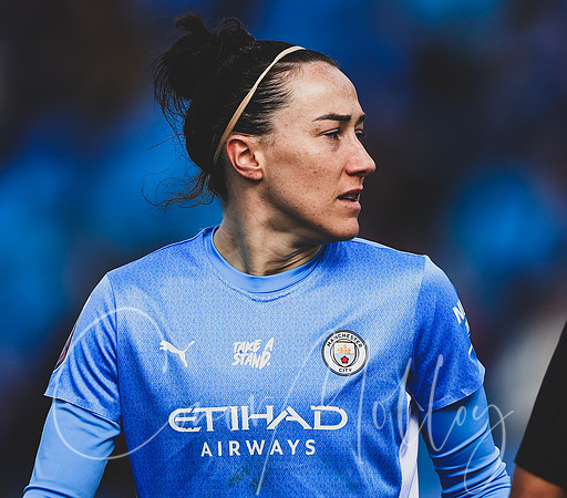 Lucy Bronze