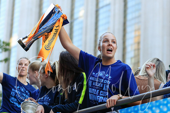 Ellie Roebuck on the Victory bus