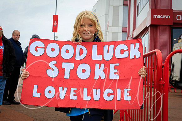 Lucie from Stoke